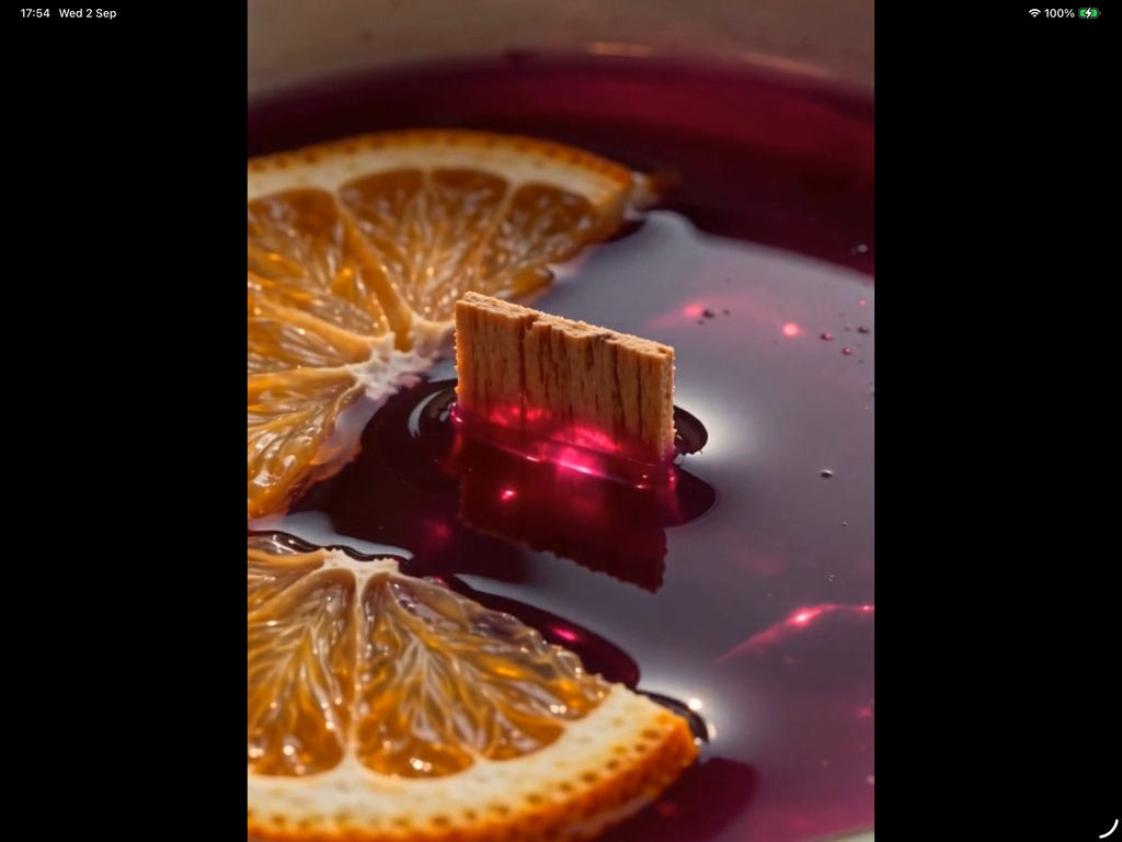 Mancunian Mulled - Berry Steam & Winter Spice Candle